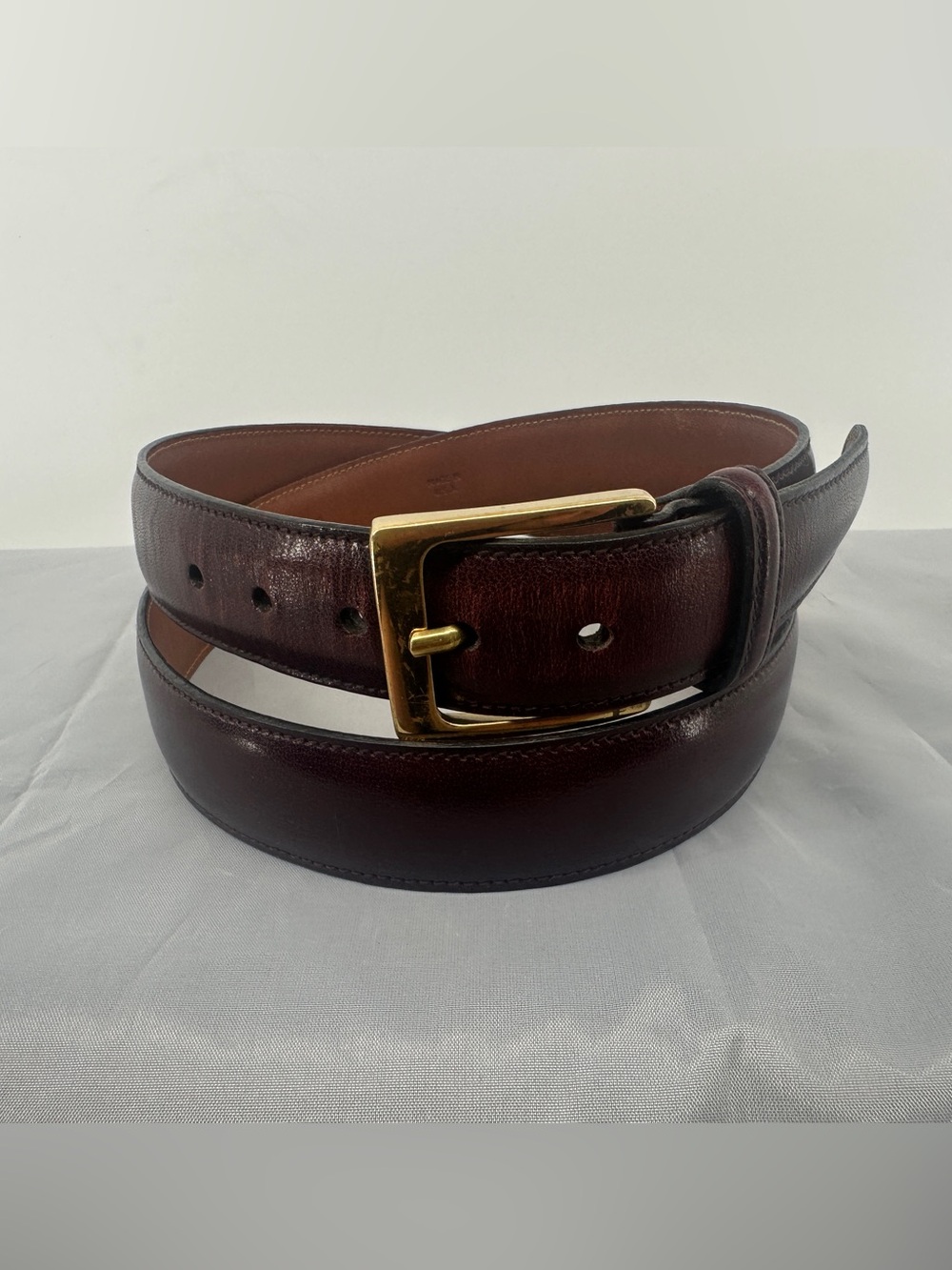 Saks fifth avenue brown leather belt